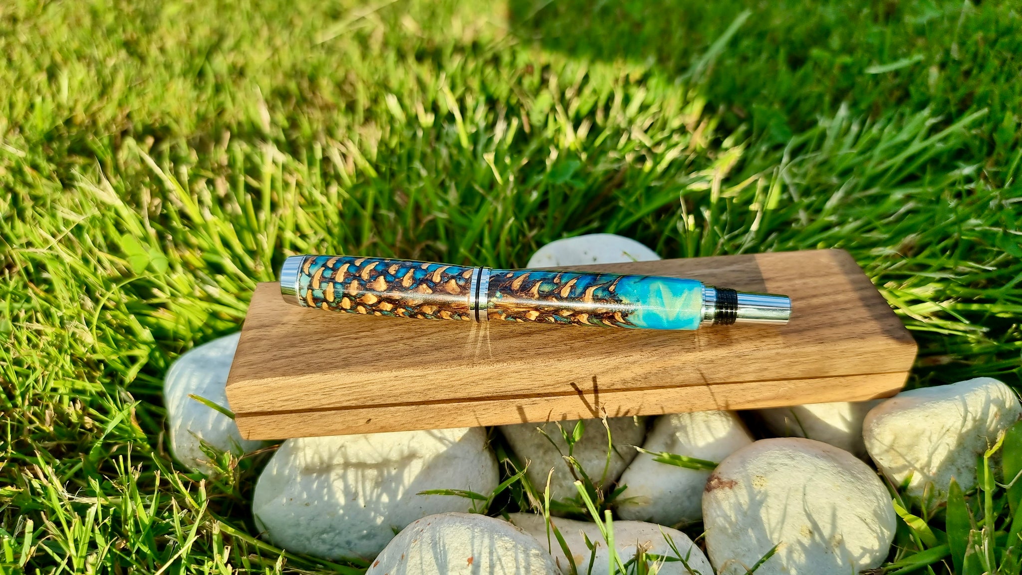 Custom Fountain Pens | Resin Fountain Pens | PipejaWood