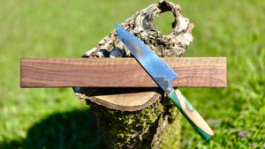 Handcrafted Magnetic Knife Holder – Elegant Wood Design