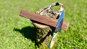 Handcrafted Magnetic Knife Holder – Elegant Wood Design