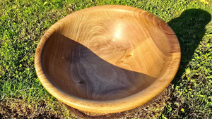 Beehive - Shaped Handmade Walnut Wooden Bowl – 22cm x 8cm | Fruit, Bread, or Decorative Bowl - PipejaWood