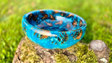 Handmade Epoxy Resin Bowl with Pine Cones - PipejaWood