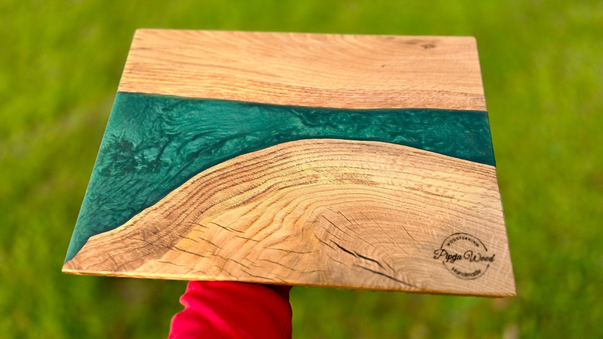 Handmade Oak Wood Serving Board with Green Epoxy Resin – 30cm x 25cm (11.8" x 9.8") | Perfect for Cheese, Charcuterie & Appetizers - PipejaWood