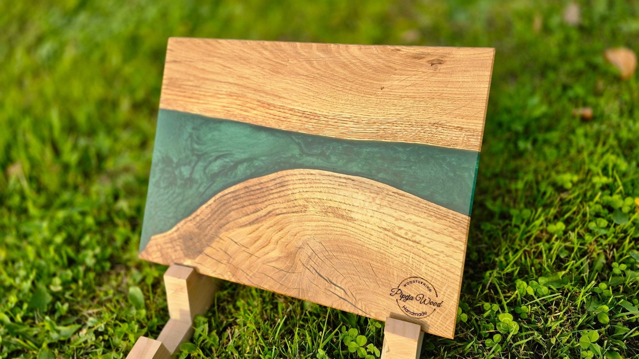 Handmade Oak Wood Serving Board with Green Epoxy Resin – 30cm x 25cm (11.8" x 9.8") | Perfect for Cheese, Charcuterie & Appetizers - PipejaWood