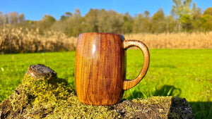 Handmade Walnut Beer Mug – 0.5L, Epoxy Resin or Danish Oil Finish - PipejaWood