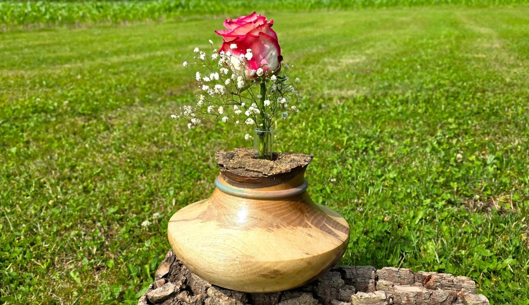 Handmade Walnut Wood Vase – Elegant Decorative Piece, 23cm x 15cm (9in x 5.9in) - PipejaWood