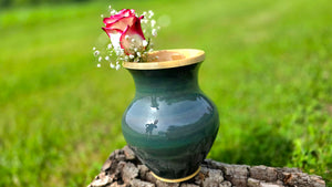 Handmade Maple Wood Vase with Acrylic Paint – A Stunning Decorative Piece